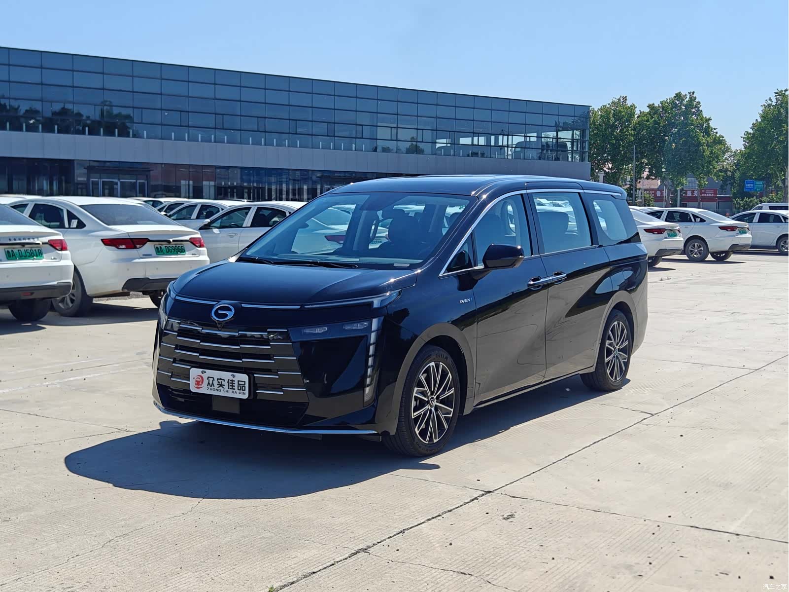 Trumpchi E8, 2024 1