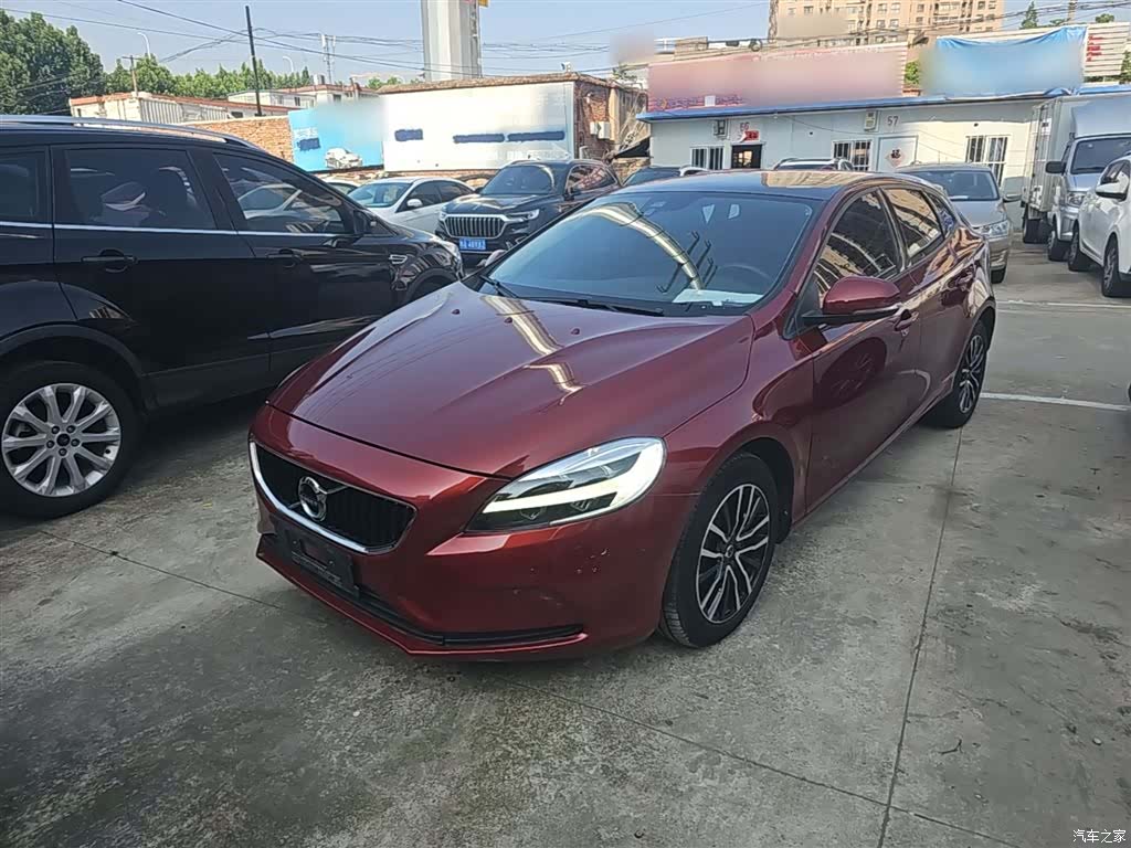 Volvo V40, 2018 1