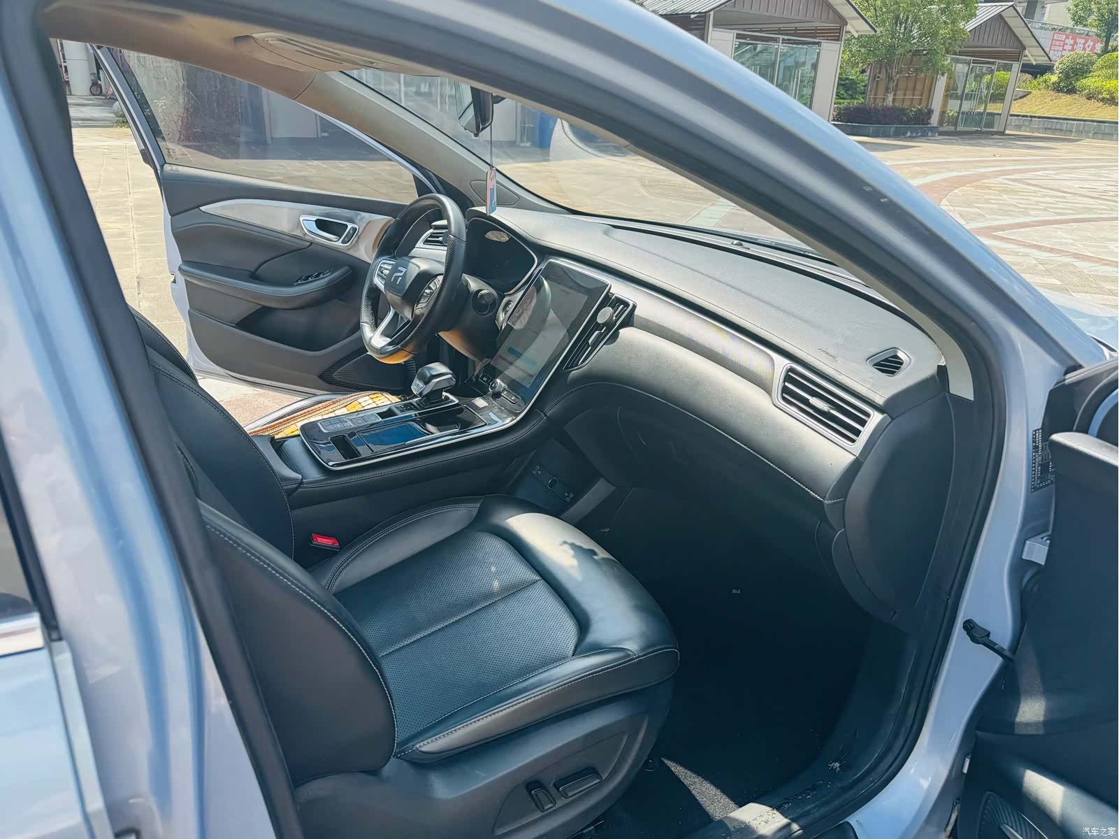 Rising Auto ER6, 2022 8