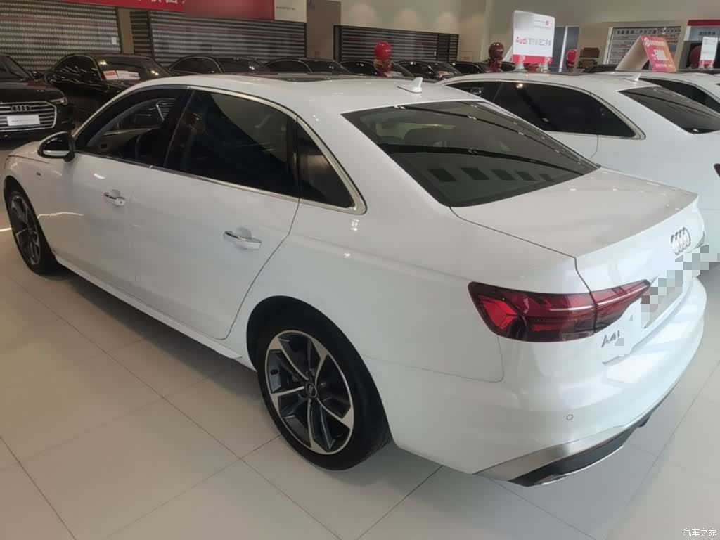 Audi A4L, 2024 все фото