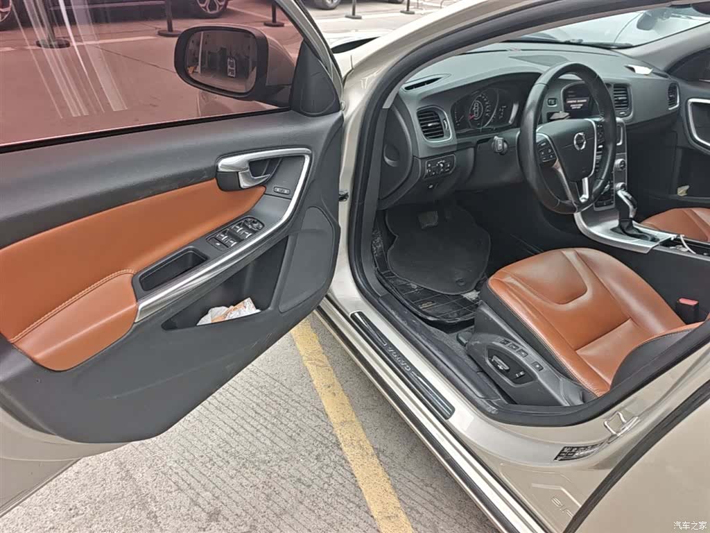 Volvo S60, 2018 16