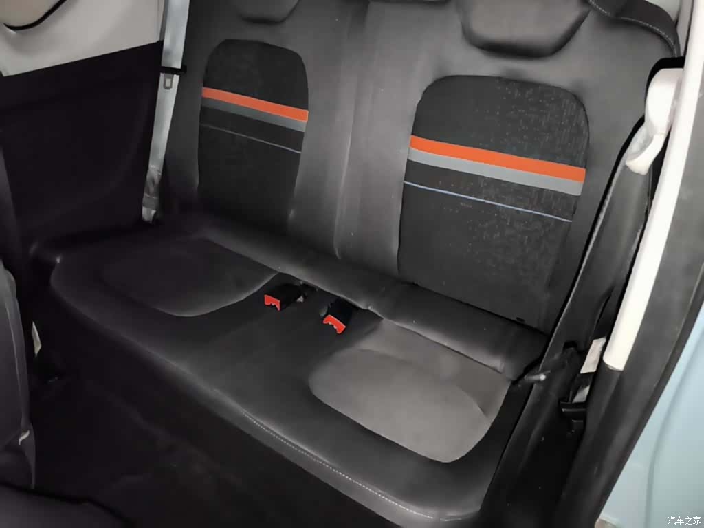 Wuling MINIEV, 2021 17