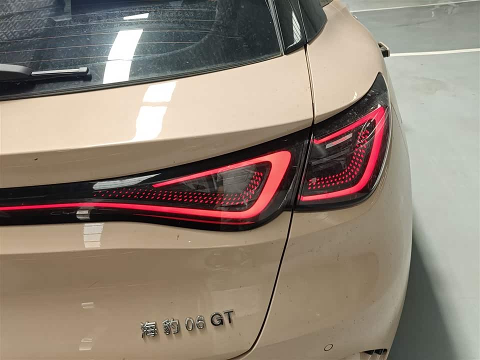 BYD Seal 06GT