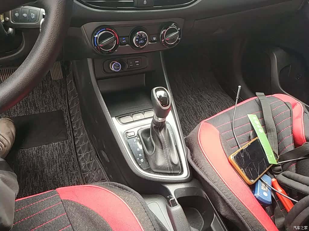 Hyundai GL, 2018 14