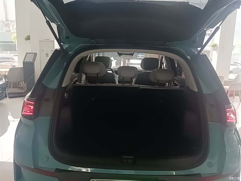 BYD HiAce, 2025 15