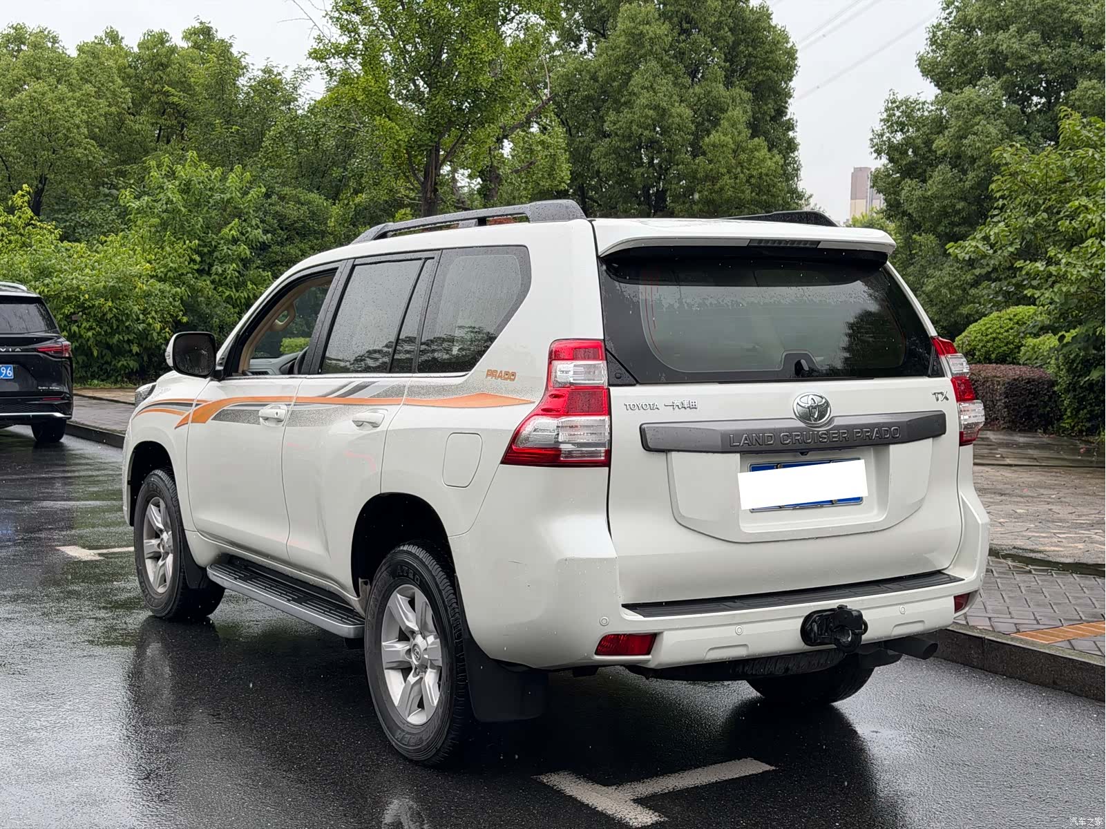 Toyota Prado, 2017 9