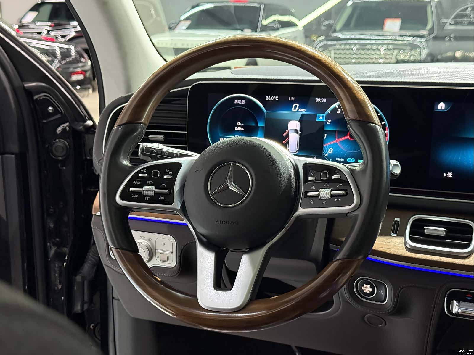 Mercedes-Benz GLS, 2020 18