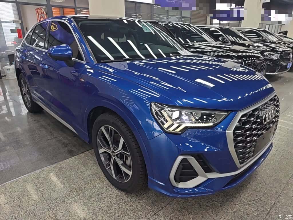 Audi Q3, 2021 4