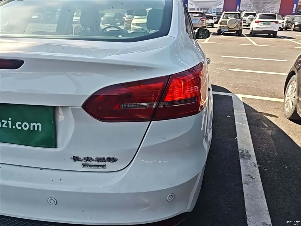 Ford Focus, 2016 8