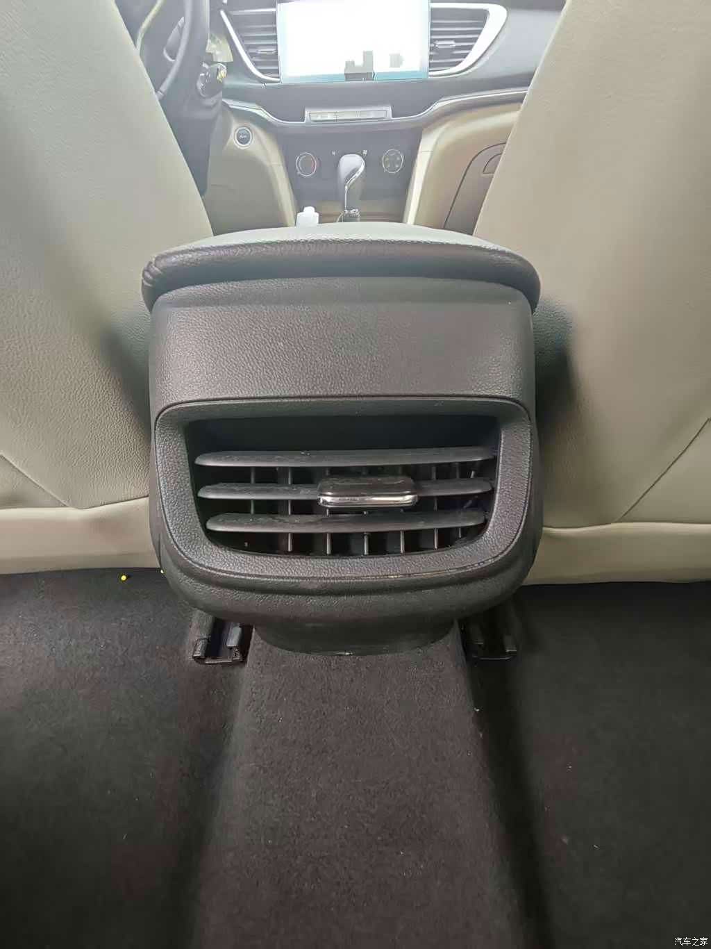 Buick V, 2018 16