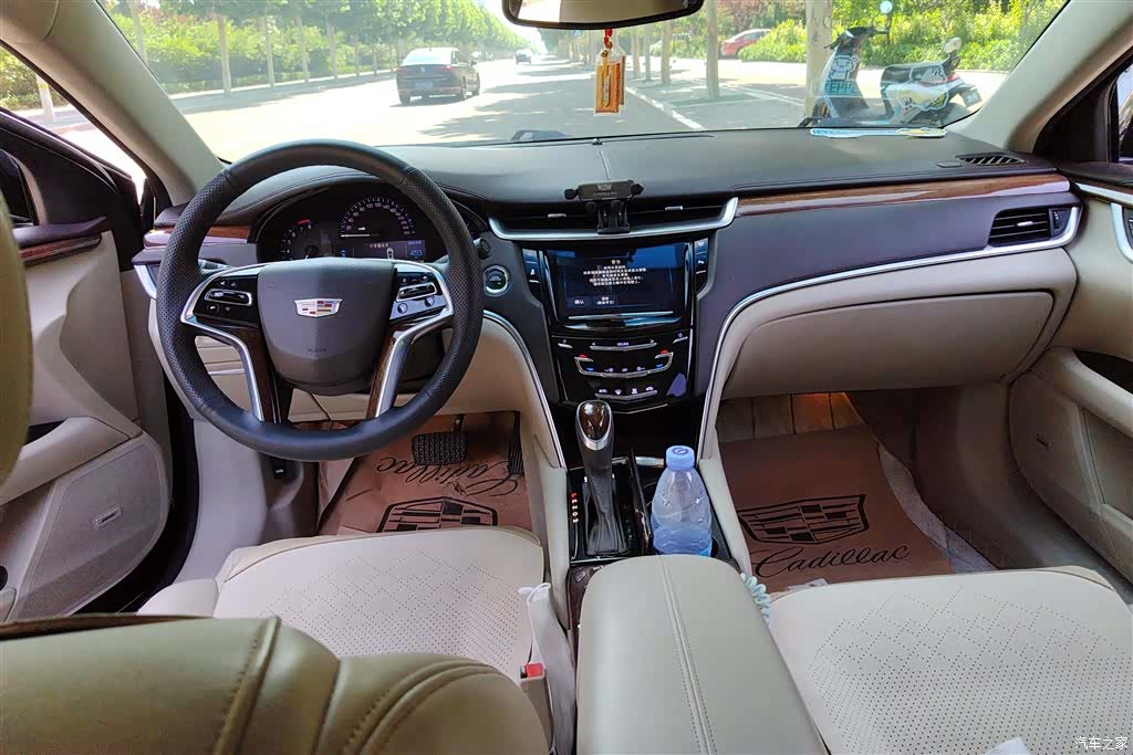 Cadillac XTS, 2016 12