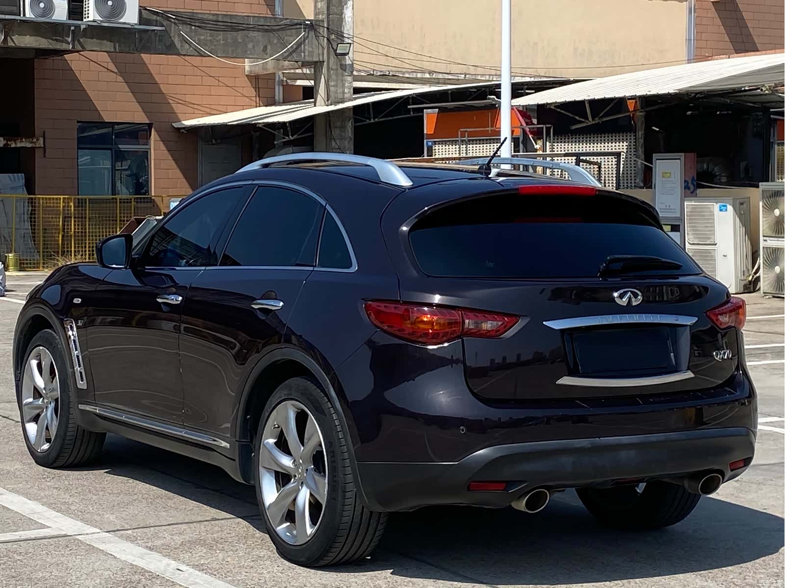 Infiniti QX70, 2014 все фото