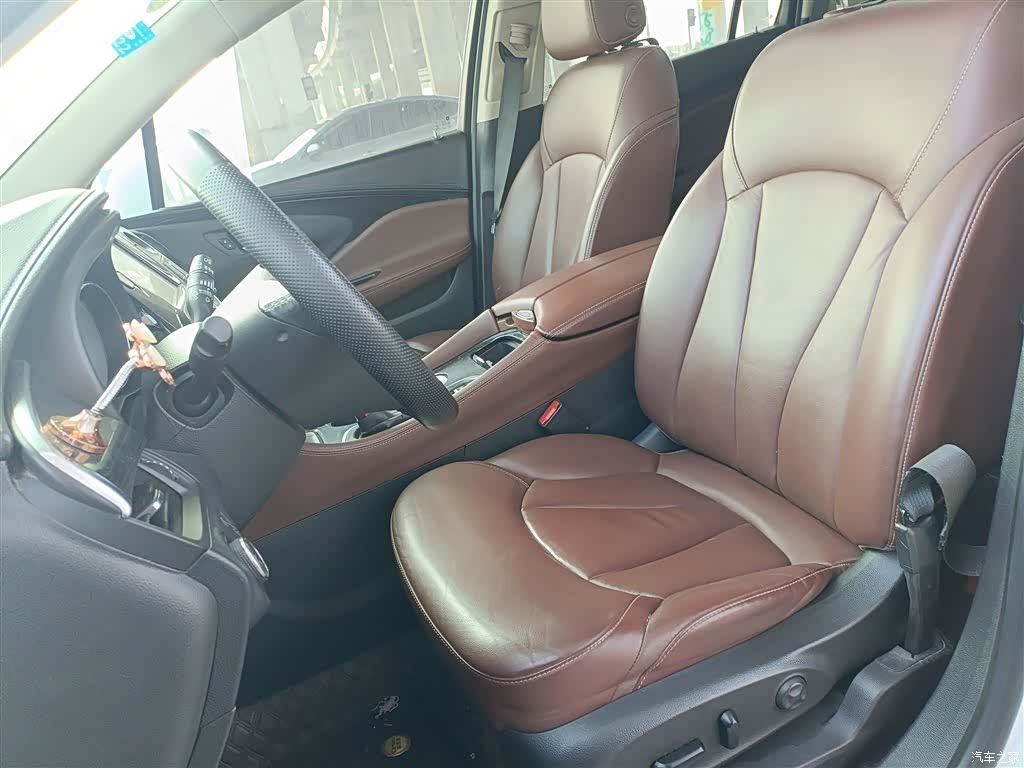 Buick Envision Plus, 2018 11