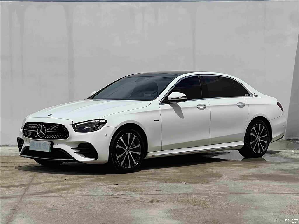 Mercedes-Benz E-Class, 2021 1