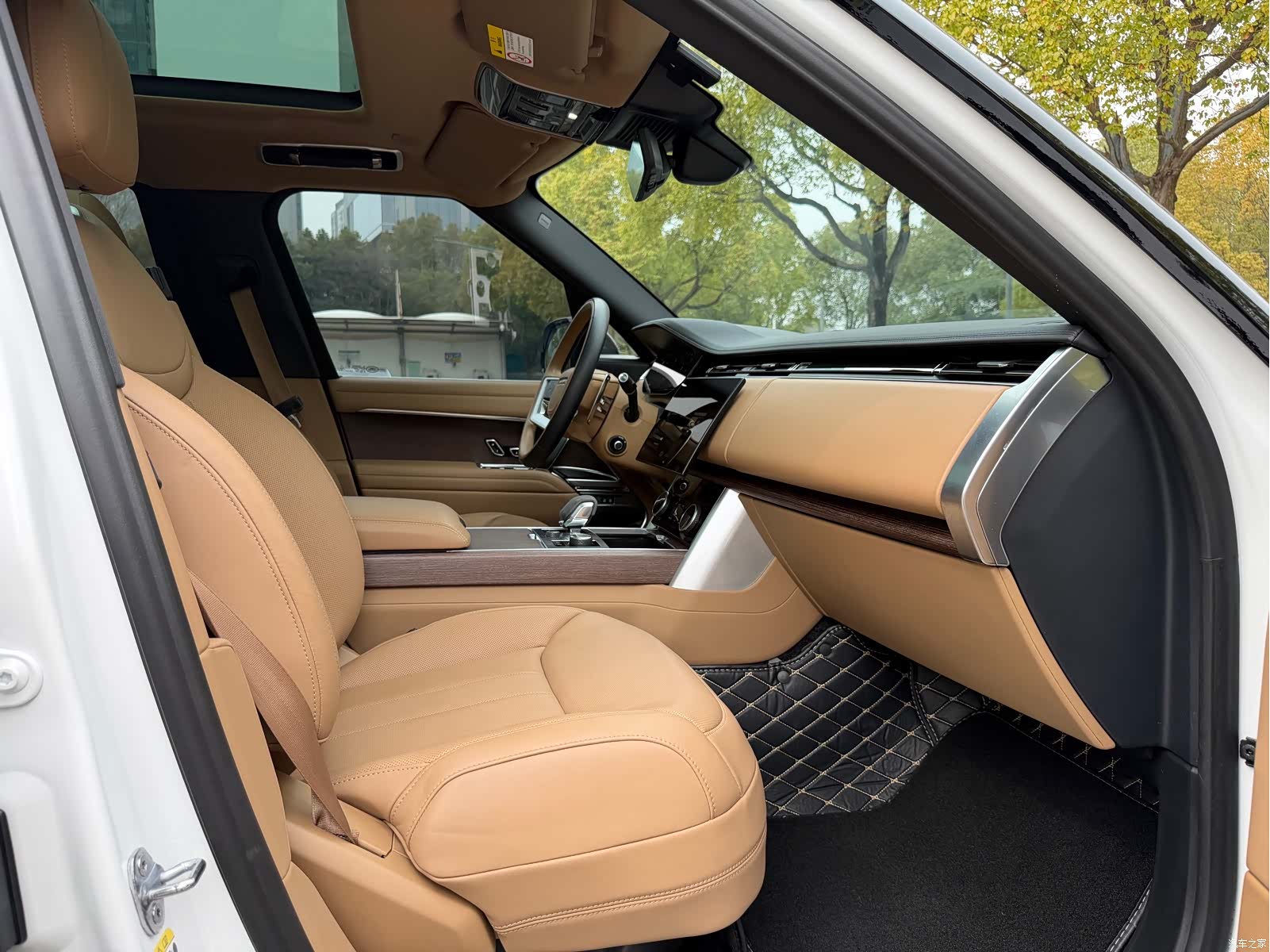 Land Rover Range Rover, 2023 22