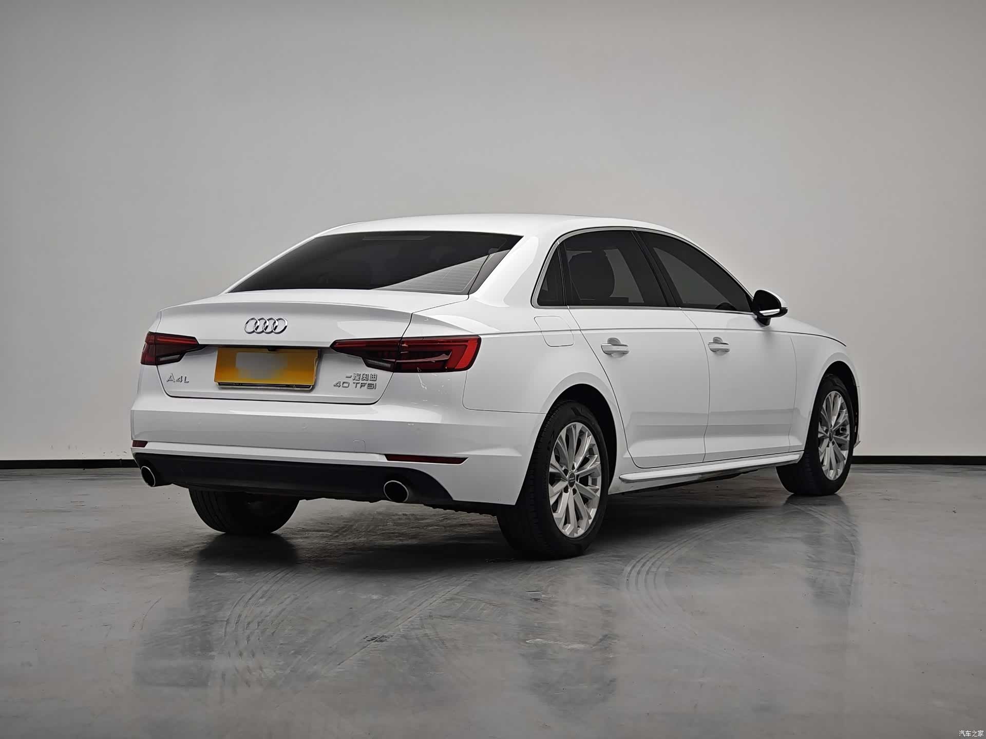 Audi A4L, 2017 4
