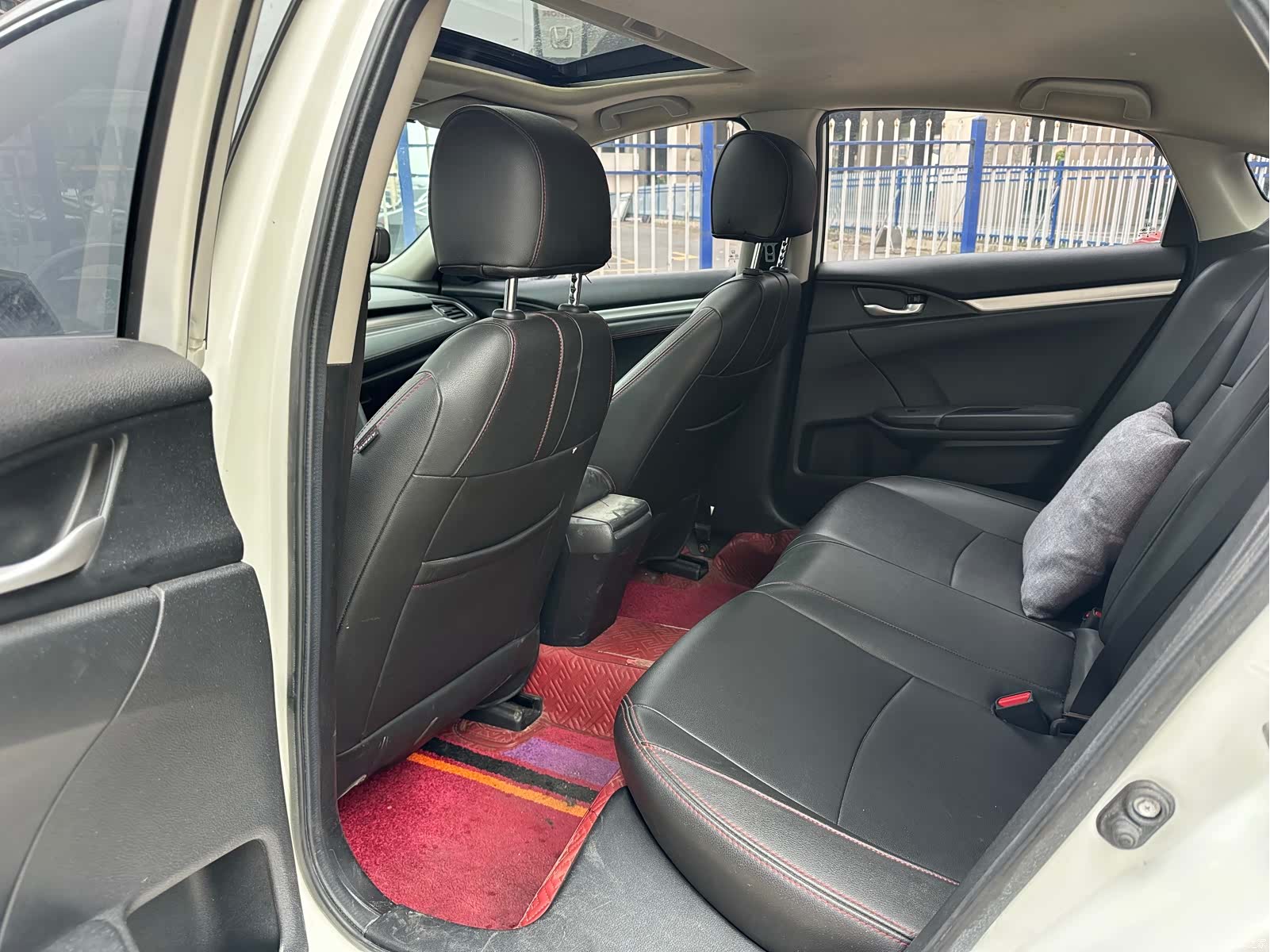 Honda Civic, 2019 8