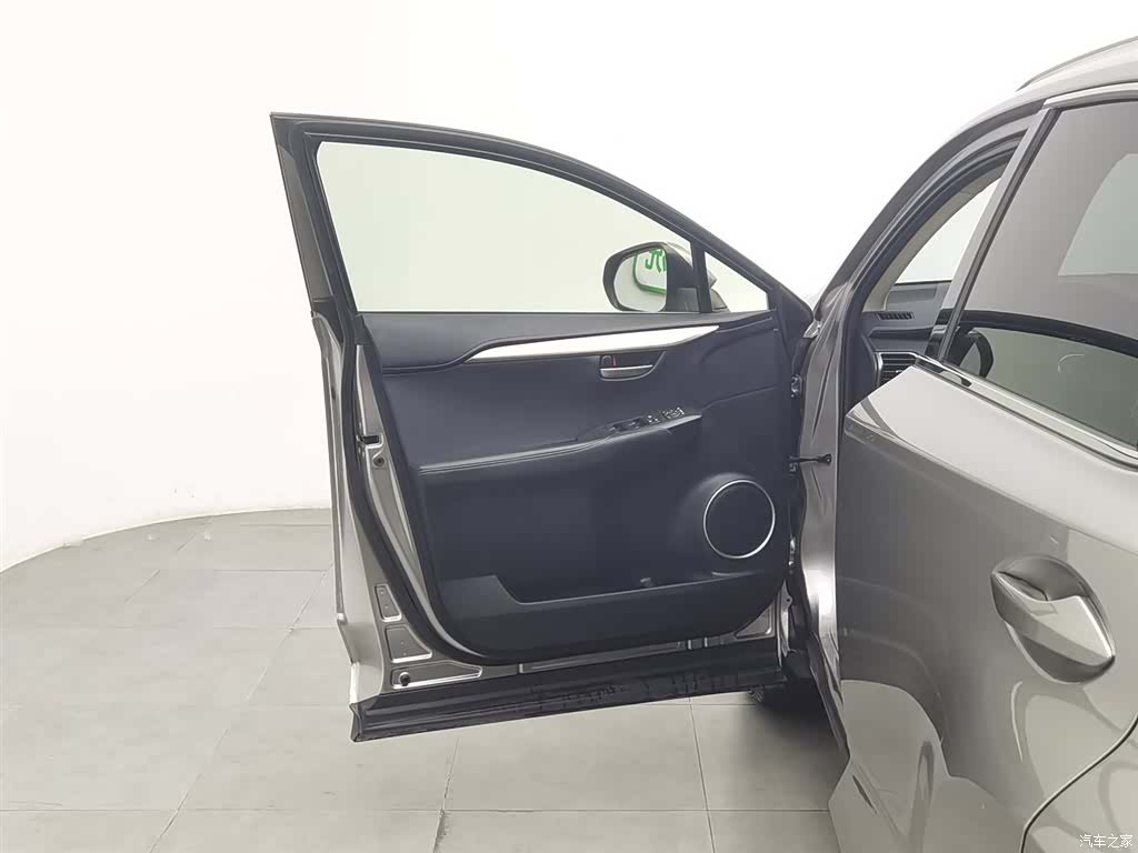 Lexus NX, 2016 8