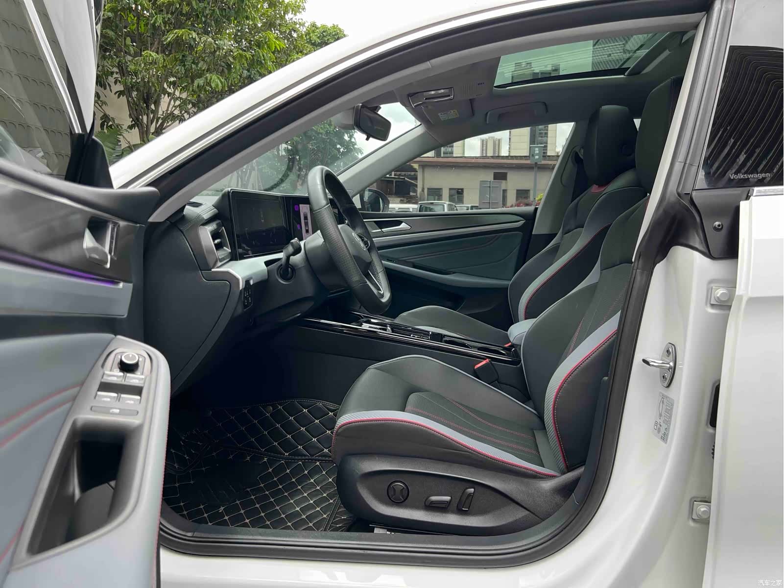 Volkswagen Lamando, 2024 10