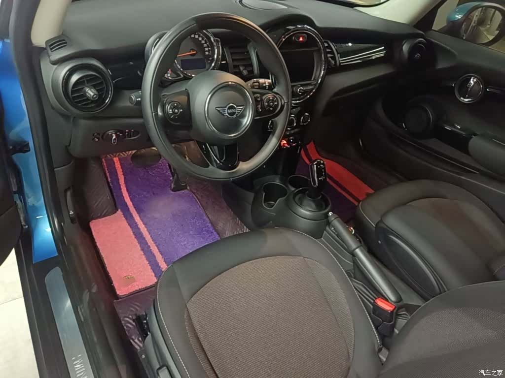 Mini ONE, 2018 10