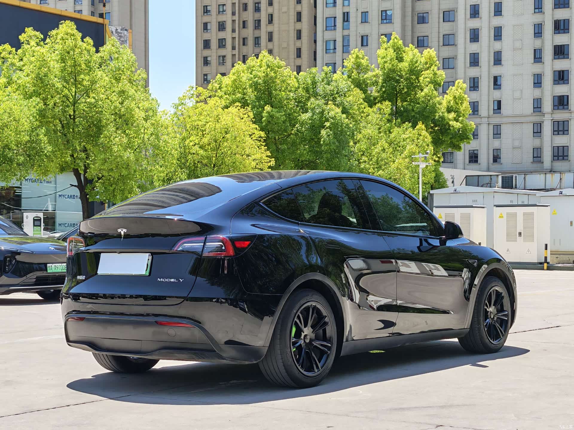 Tesla Model Y, 2023 8
