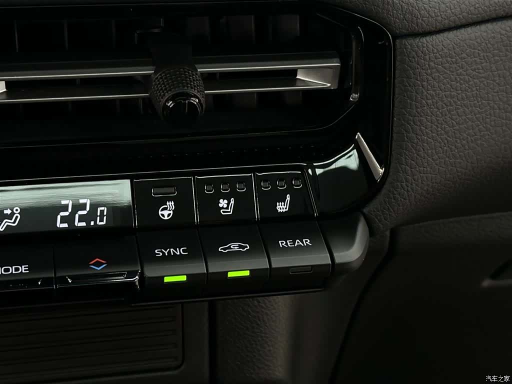 Toyota Prado, 2026 18