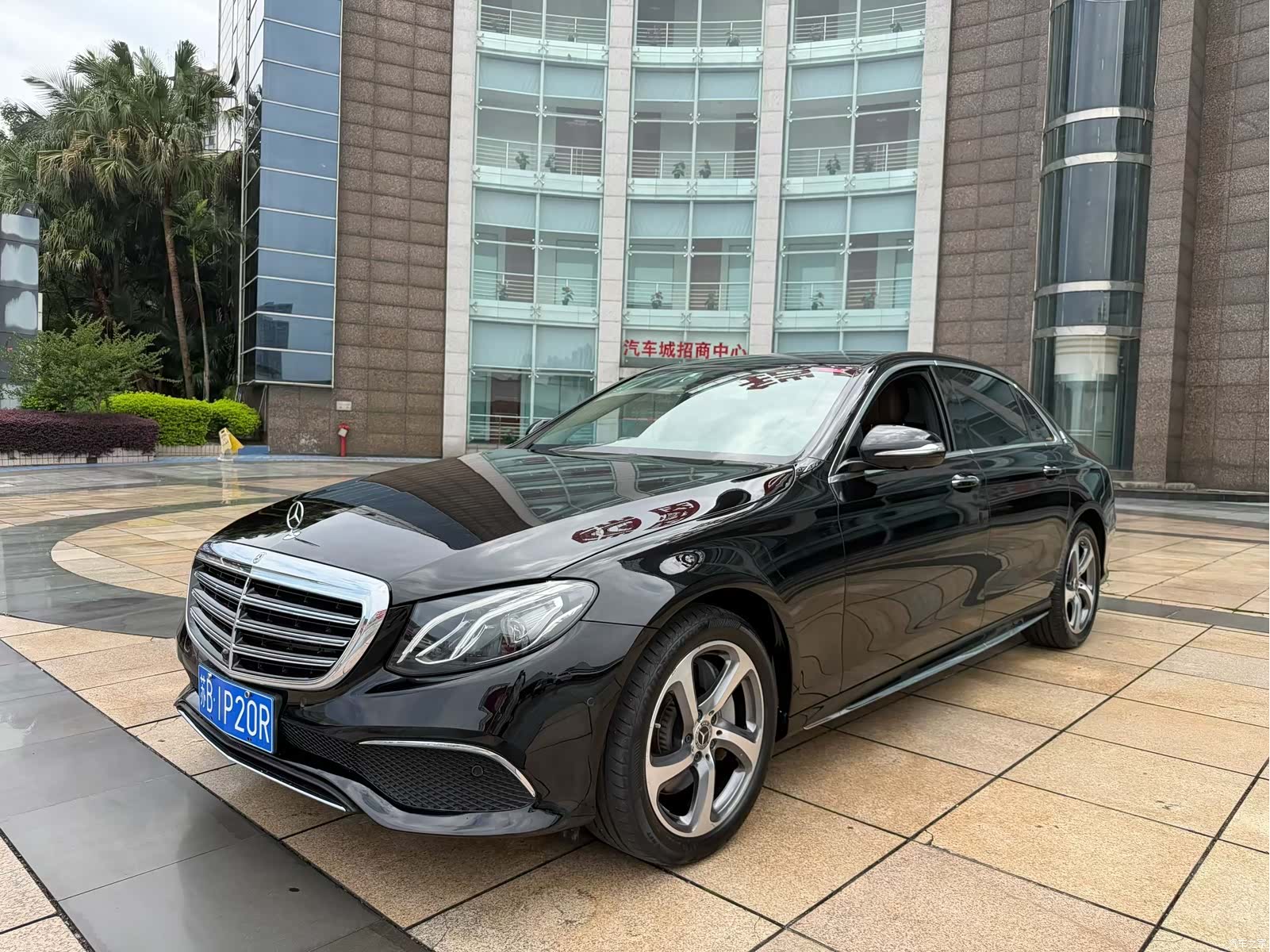 Mercedes-Benz E-Class, 2019 1