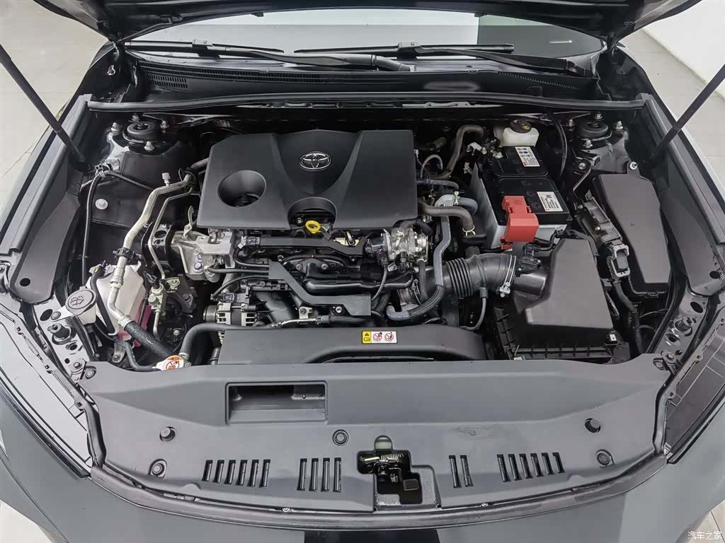 Toyota Camry, 2025 6