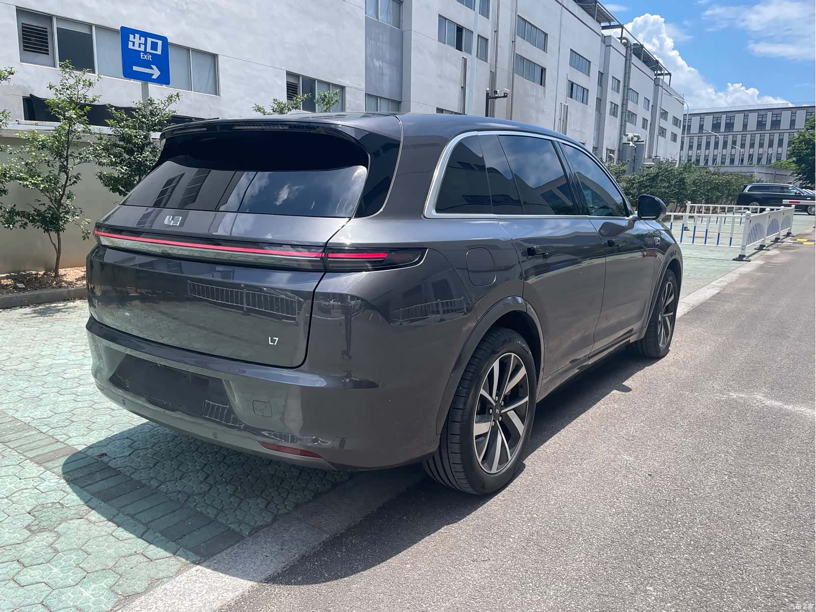 Li Auto L7, 2023 17
