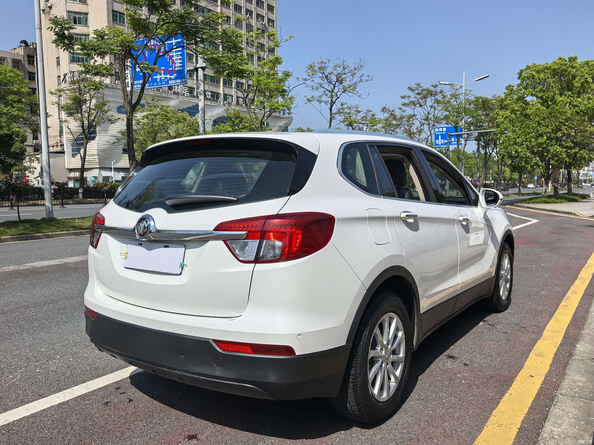 Buick Envision Plus, 2015 17