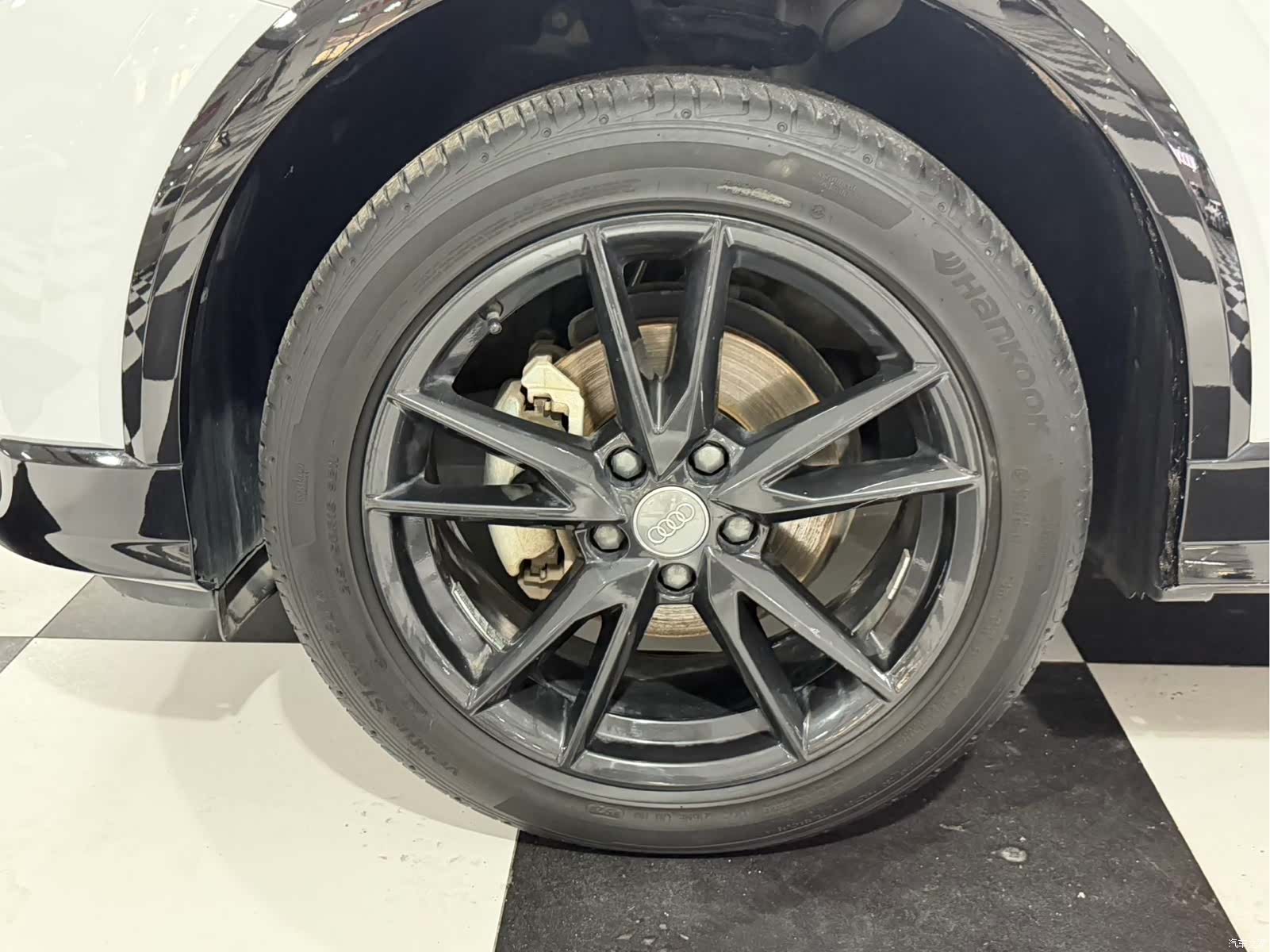 Audi Q2L, 2020 6