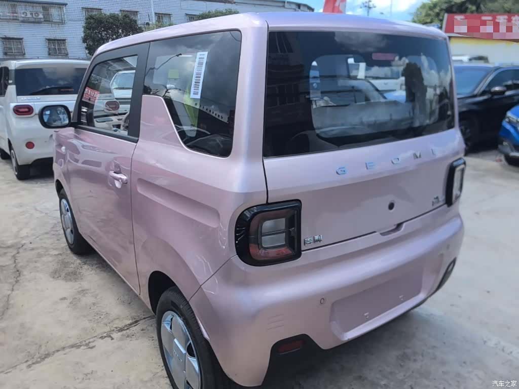 Geely Panda, 2026 все фото