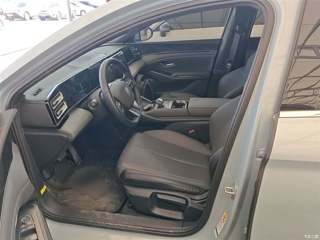 BYD Qin, 2025 12