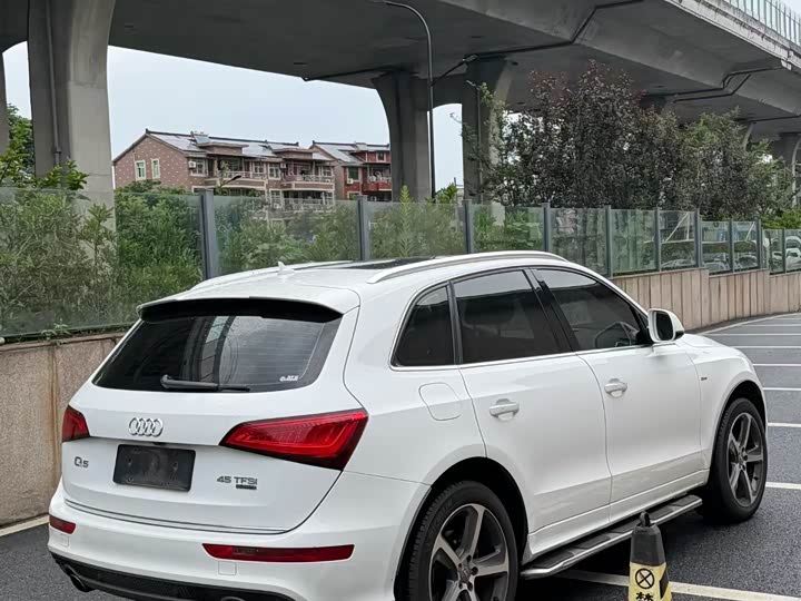 Audi Q5 2013 45 TFSI quattro Sport