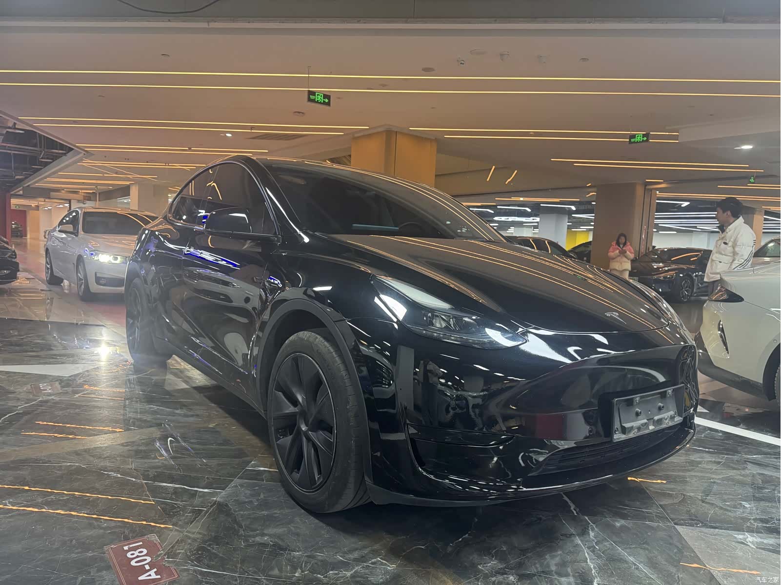 Tesla Model Y, 2023 3