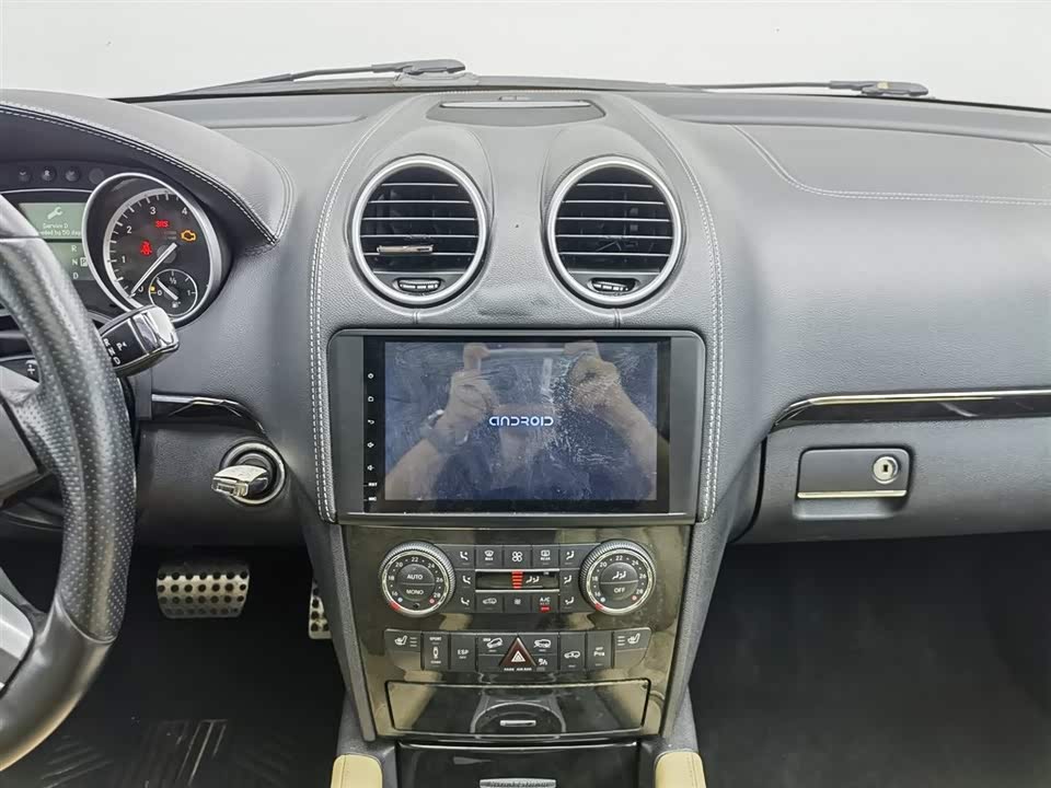 Mercedes-Benz M class