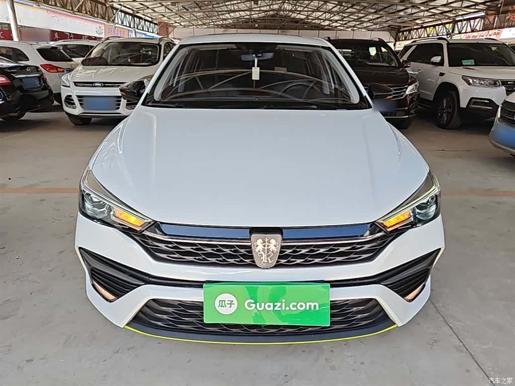 Roewe i5, 2022 3