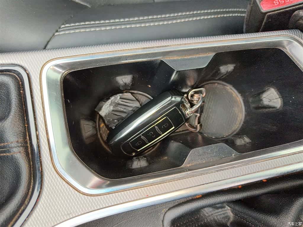Geely Emgrand, 2018 17