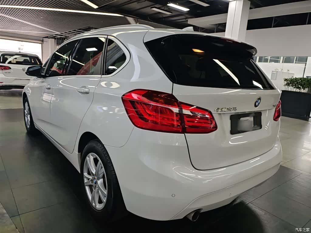 BMW 2 Series, 2017 все фото