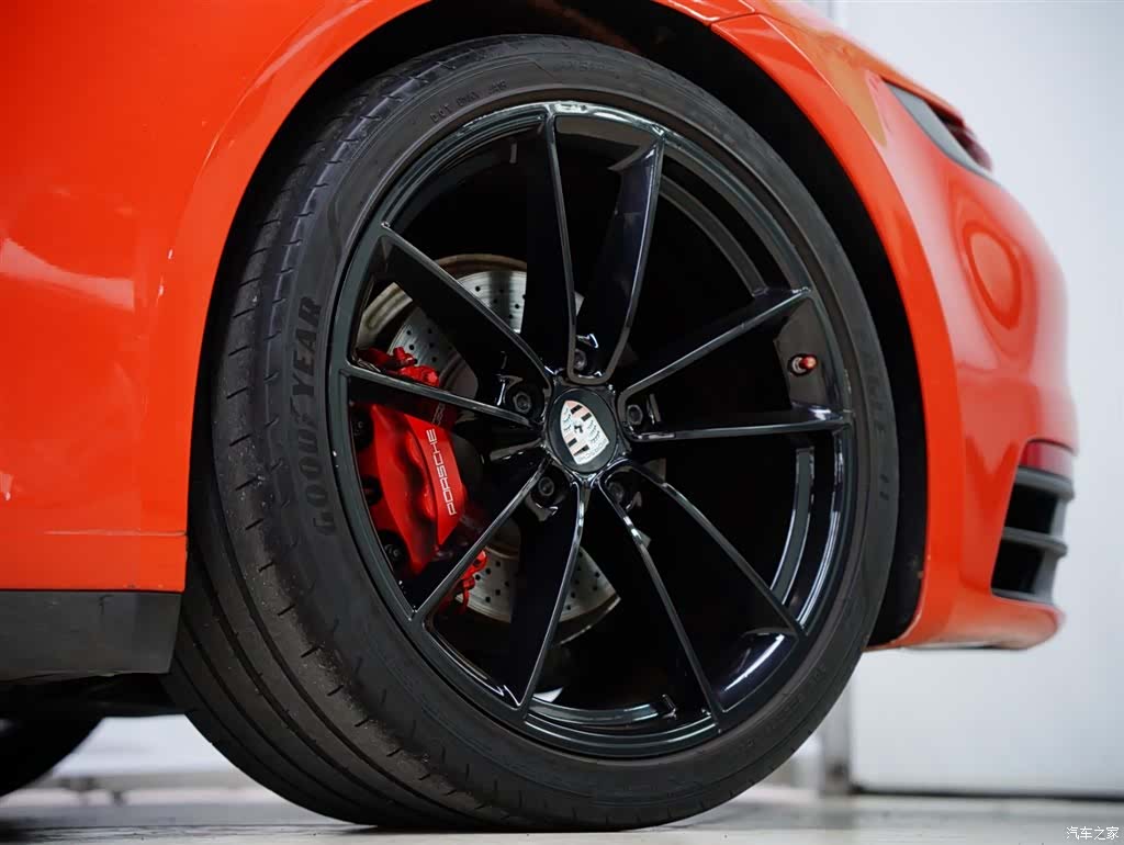 Porsche 911, 2020 24