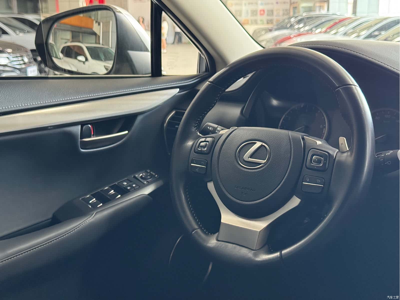 Lexus NX, 2021 15