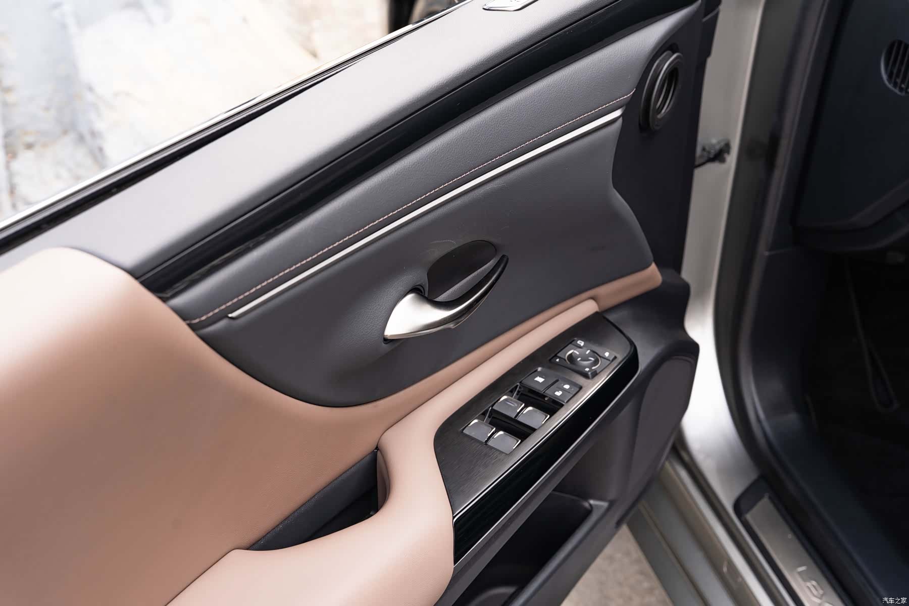 Lexus ES, 2023 19