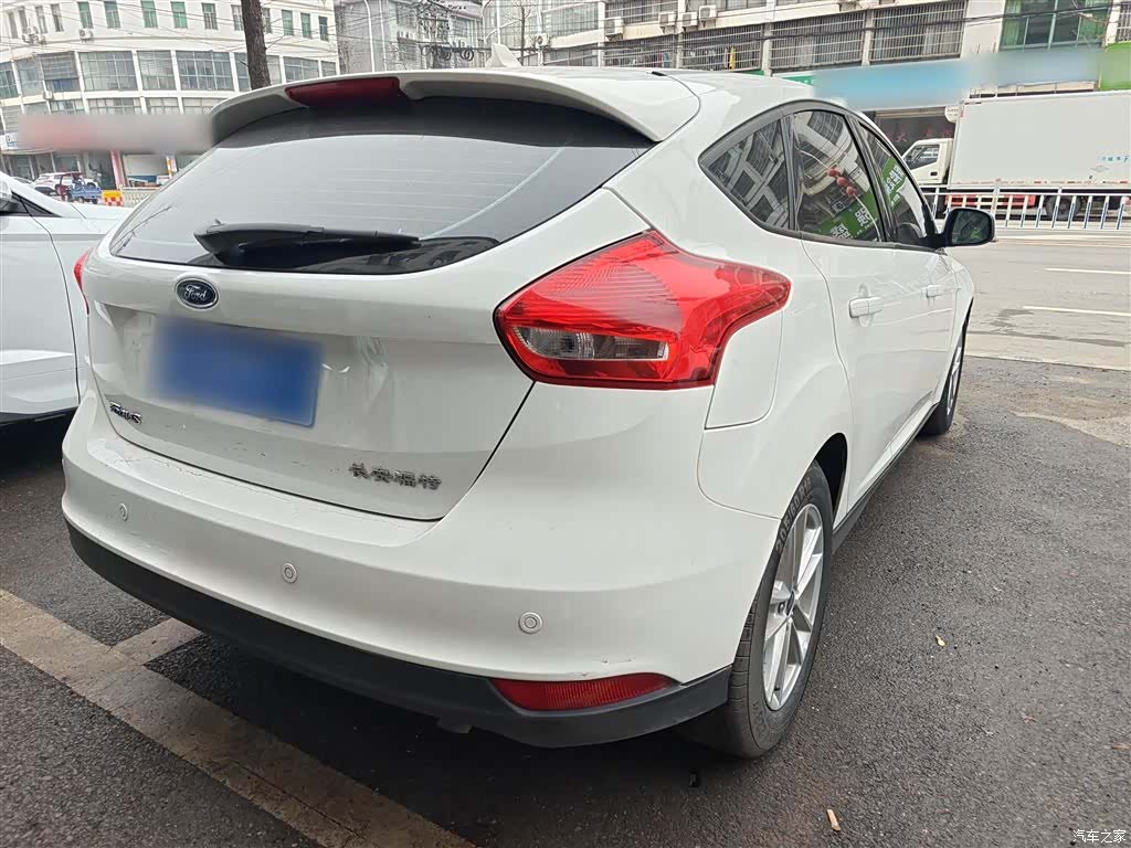 Ford Focus, 2018 все фото