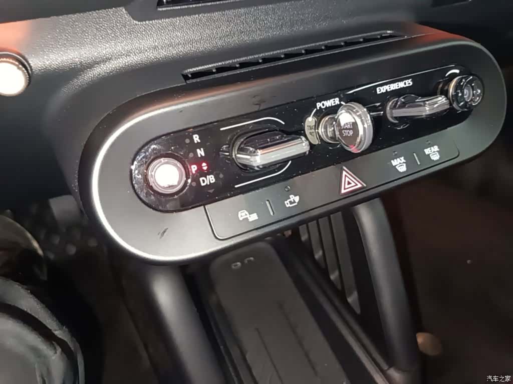 Mini Cooper, 2025 10