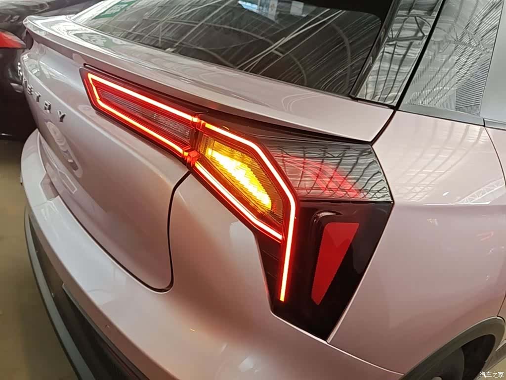 Geely E, 2023 8