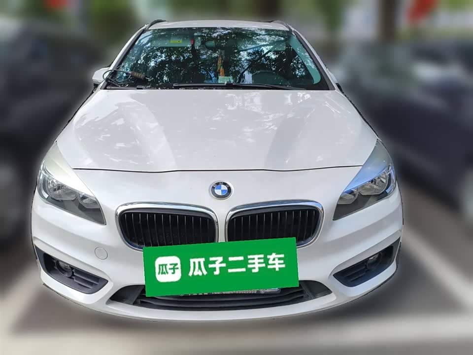 BMW 2 series station wagon