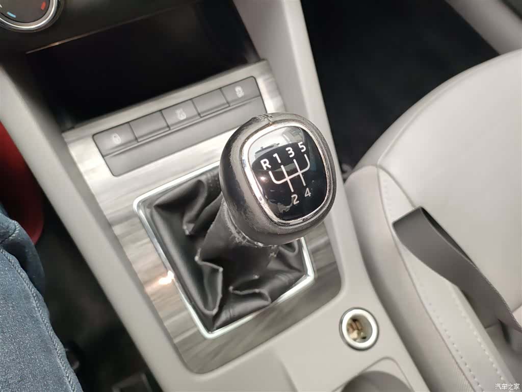 Skoda Octavia, 2015 14