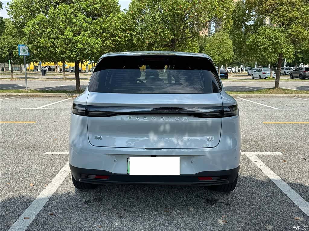Leapmotor B10, 2025 12