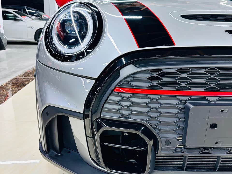 MINI JCW