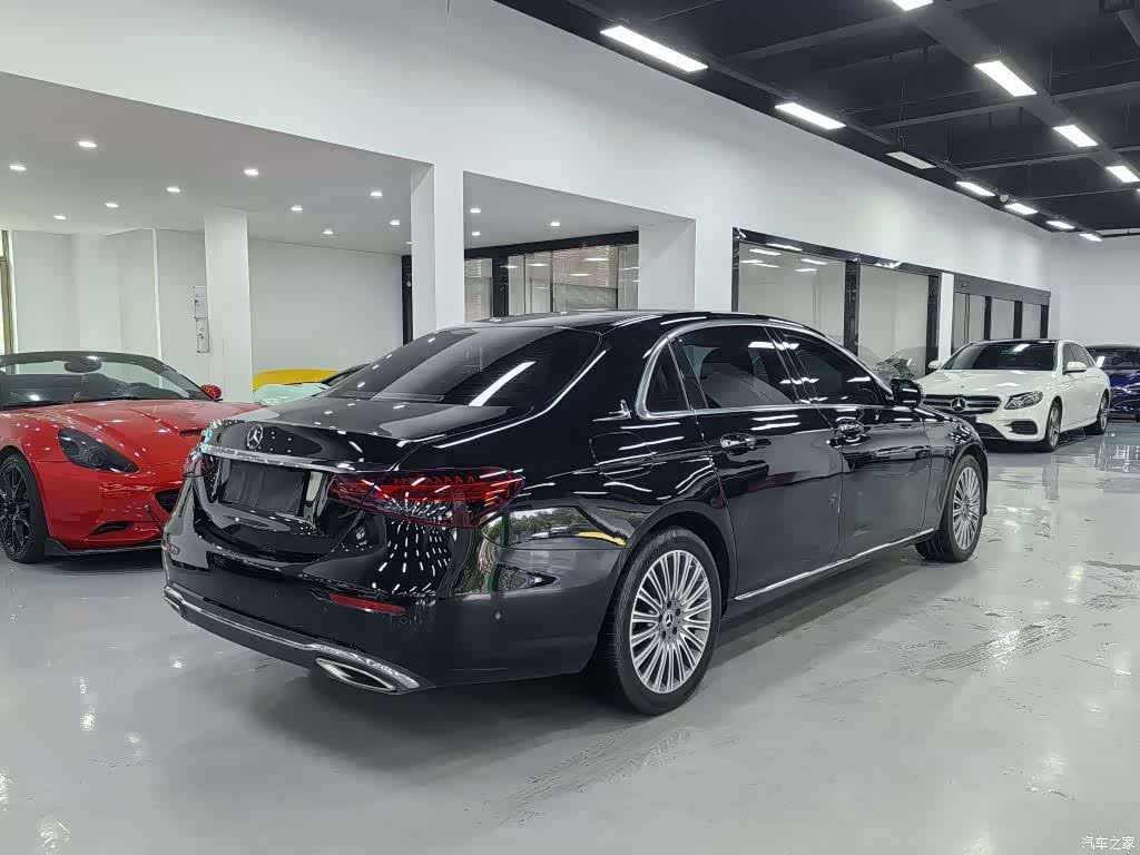 Mercedes-Benz E-Class, 2022 все фото